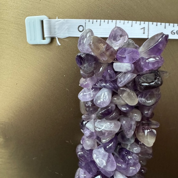 Amethyst Chips Carpet Stretch Bracelet 241.00ctw stretch bracelet 4 inch across - Picture 2 of 8